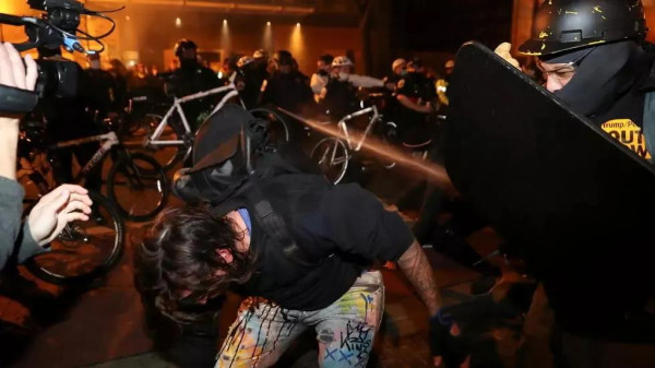 美国各州选举人投票确认拜登当选