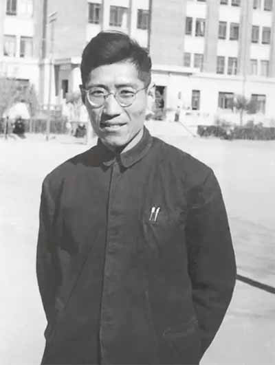 他是全球第一位惯性导航博士，101岁获“七一勋章”！