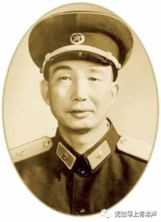 我们反对美帝国主义的侵略战争,反对美帝国主义的实力地位政策,反对列强的弱肉强食政策,但和这些人打交道,必须要有实力,没有实力人家就瞧不起我们,就欺侮我们,凡文事者必有武备,从来如此。