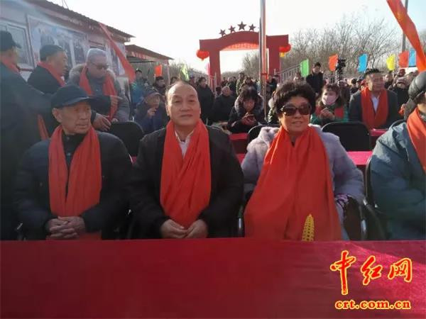 央视报道纪念毛主席诞辰127周年活动,滚滚洪流谁也阻挡不住!