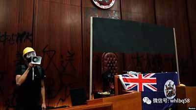 兰斌强：令人发指！十多名香港警察遭暴徒打伤送医