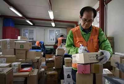 说白了，韩国财阀也不过是帝国主义豢养的买办而已啊，买办哪会有什么良知和社会责任？