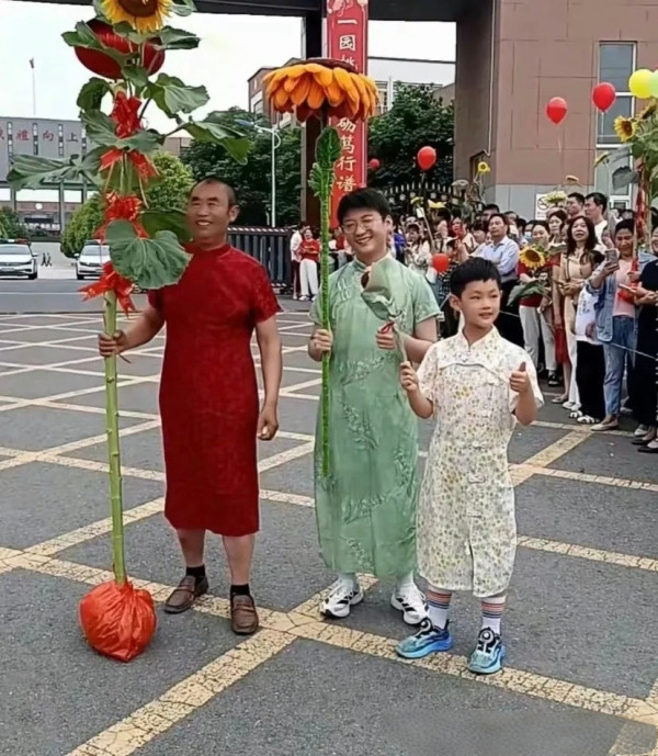 陈先义：从“旗”开得胜、指“腚”能赢到穿连衣裙的男老师