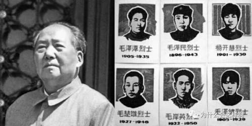 在今天这个建国73周年、中国日渐强盛、全国人民举国欢庆的日子里,我向毛主席深深鞠躬,感谢毛主席领导了中国人民建立的新中国,感恩毛主席为中国人民奋斗了一生,感怀因为有了毛主席才让新中国有了无限青春的力量!