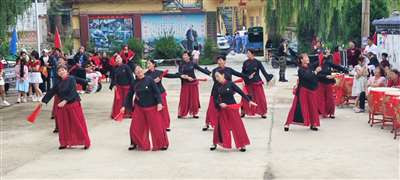 太行红色联谊会举行纪念毛主席逝世49周年系列活动花絮（2）