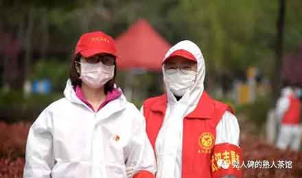 「发泄解决不了任何问题！」武汉社区志愿者眼中的真实基层