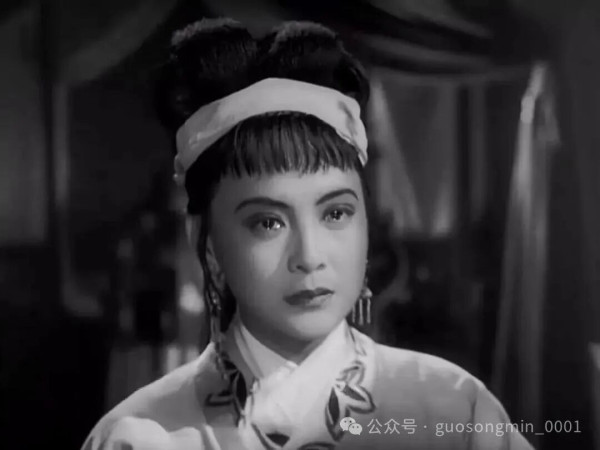 一切腐朽落后，靠剥削压迫劳动人民为生的统治阶级，必然会将自身的私利置于家国社稷、万民苍生之上，必然奉行对外投降、对内镇压的政策，最终也必然会在无休无止的内斗中走向彻底覆灭。