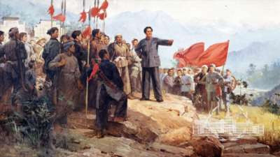 毛泽东没有附和古代文人的悲秋情调。“胜似春光”一句，寓意非凡。在毛泽东看来，秋色比春光更加美好，更有魅力。他打破了肃杀哀婉的文人悲秋传统，高扬赞秋情愫，展现出辽阔豪迈的艺术境界，彰显了豁达激越、超凡脱俗的人格魅力。