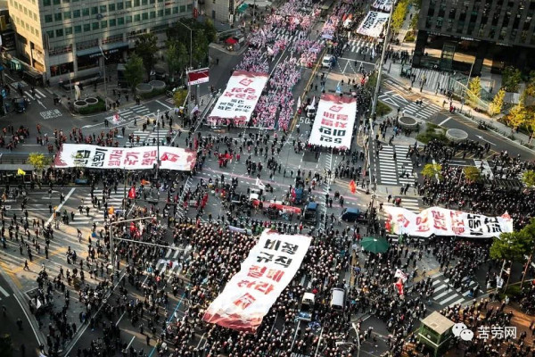 无惧逮捕威胁 南韩 55 万人总罢工