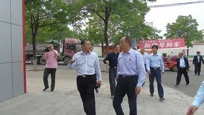 临淄西单村赴红色教育基地南街村考察学习