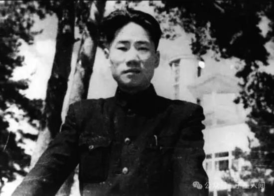 坏人终将腐烂，而英雄，将在烈火中永生。