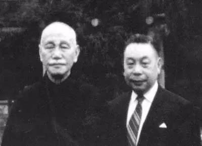 “‘不接触、不谈判、不妥协’的‘三不政策’哪有一点点‘为了中国要统一’的影子呢？”