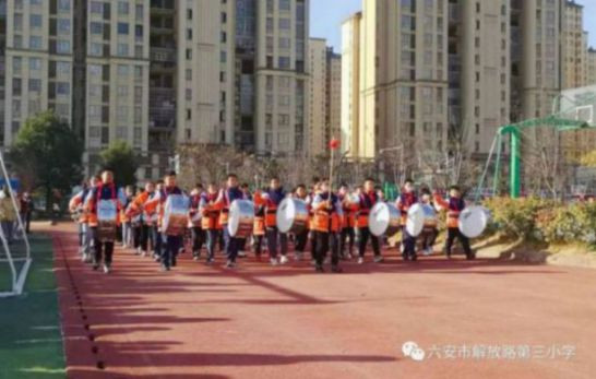 【特大喜讯】又一座毛主席纪念馆建成，滚滚红潮奔腾而来了！