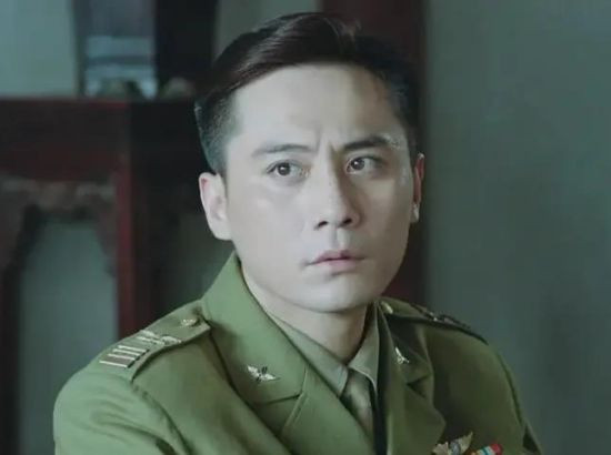 在严谨的历史书写之上，刘和平的创作以艺术想象力补充了历史的实证缺环，叙述了全球史背景下中国历史从明中期直至近代大转折的真实辑辑。