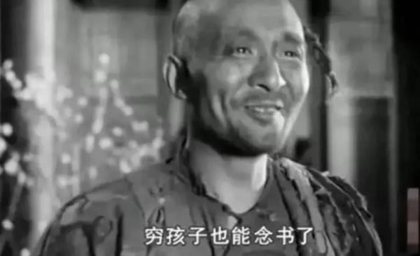 小布尔乔亚们创造了无数新鲜名词,什么“精神内耗”,什么“与自己和解”,都和放屁一般。你但凡真的接触过一个经历过前三十年的老农、老工人,就会知道——他们根本不会浪费时间去“精神内耗”,也不会矫情到“与自己和解”,他们只会活着,只会干下去。他们的“社会关系”,造就了他们这群人。
