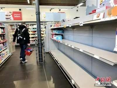 德国没有了卫生纸怎么办?用小树枝,气死普京