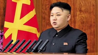 金正恩并不认为“让美国再次伟大”能与社会主义事业、反帝自主事业并行不悖。正如社会主义与市场经济势不两立,全世界人民与帝国主义也是势不两立的,必然没有中间立场的立足之地。