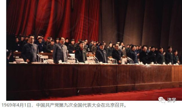 尽管从苏共20大赫鲁晓夫公开否定斯大林开始,苏共公开推行修正主义路线,之后勃涅日列夫继续延续这条路线,中苏两党关系处于对立状态,然而请注意中苏两国关系一直保持正常的。要不然1971年联合国“2758号决议”投票时,苏联拥有的3票怎么会全部“赞成”呢?紧跟苏联的东欧国家也投了赞成票。这个历史事实,千万不要忘记了。