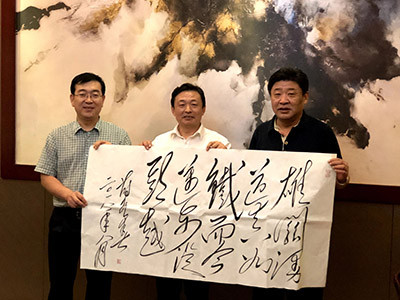 蔚严春｜深厚的情谊，永恒的记忆