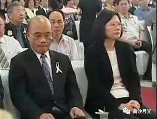 大国崛起跟小民尊严是统一体，龙应台却将这两者刻意对立起来，她怎么不去美国宣传她的“小民尊严”？    美国明明白白地告诉世界，它嘴里的什么“民主、自由、人权、规则、契约”，全是假的。