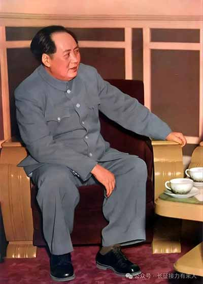 历史不是非黑即白的。庐山会议中的每一个人——毛主席、彭德怀、刘少奇、周恩来、柯庆施、王任重——都有他们各自的历史位置和判断逻辑。但档案不会说谎，事实不会偏心。