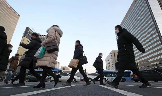 “楼市神话”下的首尔年轻人