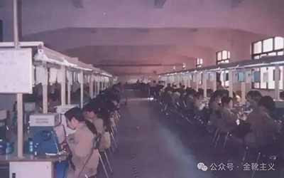 传统认知中的资本家无良、HR跋扈、裁员黑心，只是剥削的表象，资产阶级法权构建的不平等规则体系才是劳资剥削的终极元凶——所有劳资侵权、裁员压榨、薪资克扣、职场霸凌，都是这套规则体系的必然产物。
