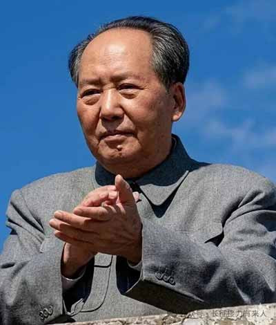 历史不是非黑即白的。庐山会议中的每一个人——毛主席、彭德怀、刘少奇、周恩来、柯庆施、王任重——都有他们各自的历史位置和判断逻辑。但档案不会说谎，事实不会偏心。