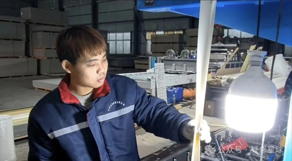 没能上高中的农村青年的路，该往何处走？