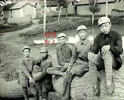 开学啦！日伪炮楼下的抗日小学