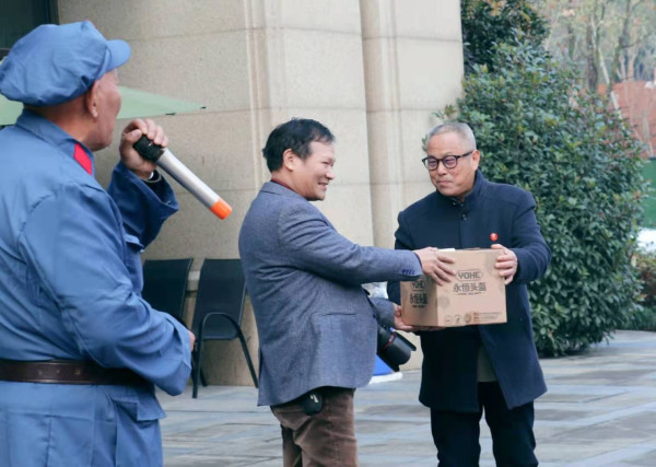 杭州临安举行毛主席诞辰127周年纪念活动