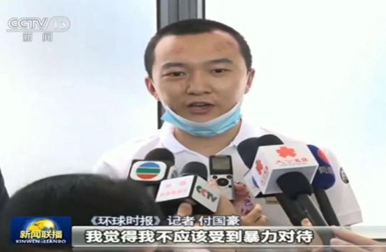 在中国10亿美元的富翁已经占到全球的三分之一,而中国个人所得税65%都是来自于工薪阶层的,全国无数民工被拖欠工资、克扣工资的当下,我们指望富人做慈善来先富带后富,只能是一个美丽的童话!