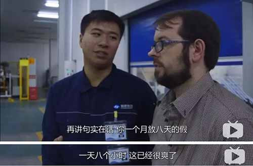天下乌鸦一般黑,这是工人们都深知的道理。 天下工人一般苦,这也是工人们深感的现实。
