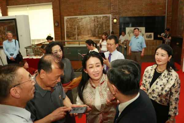 金正恩同志被推举为朝鲜民主主义人民共和国国务委员长10周年庆祝活动掠影