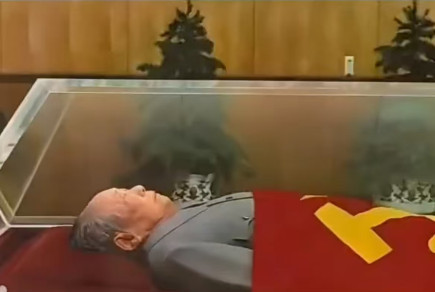 您离开五十年了,拿什么献给您——我最敬爱的毛主席!