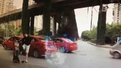 不采取切实措施使蓄意制造法律陷阱的人无法逃脱惩罚，光指责老百姓充满戾气没有用处。