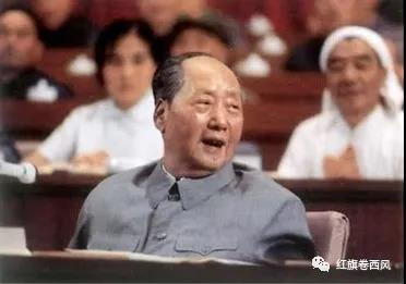 毛主席就是这样的真猛人,他将“一盘散沙”的中国“拧沙成绳”。