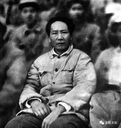 源头都是世纪之交(入世之后)韩国对中国的文化输出战略,以中国境内的某些头部娱乐经纪公司和地方电视台为据点。