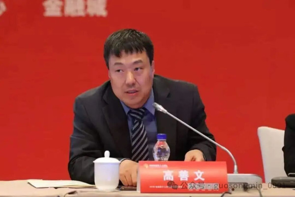 和高善文持有相同逻辑前提的知识精英大有人在，他们分布在各个领域，享有很大的话语权，这也是改开以来养蛊为患的一个巨大回旋镖
