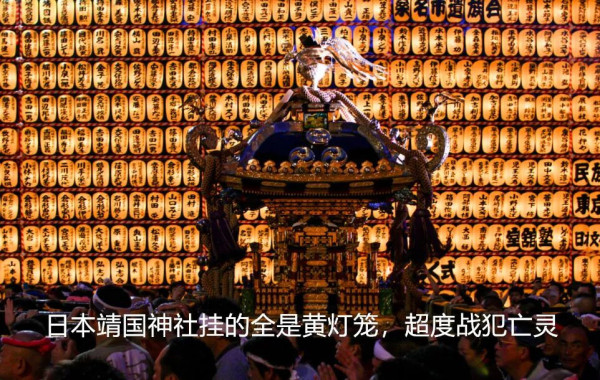 杜甫江阁应该属于杜甫,属于唐诗的苍茫与沉郁,属于长沙人引以为傲的湖湘文脉,而不是属于几片摇曳的塑料屁帘子和诡异的黄灯笼。