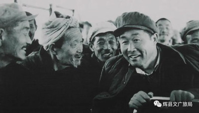 “辉县人民干得好”,看到这些老照片,谁的心灵能不为之震憾?