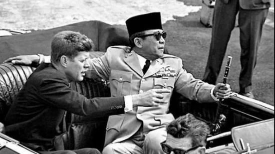 1965年，世界第三大共产党的“非自然死亡”