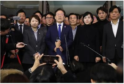 又菜又爱玩,尹锡悦把自己玩成了“光杆司令”!