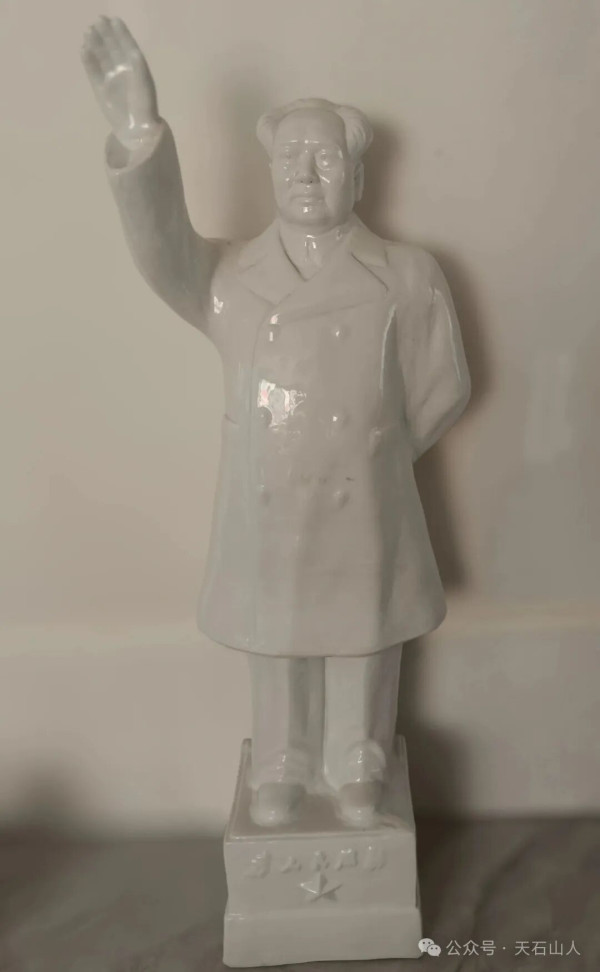 百姓心里那杆秤极灵:连自家子弟都约束不住,心里装的就不是天下,是自家人。