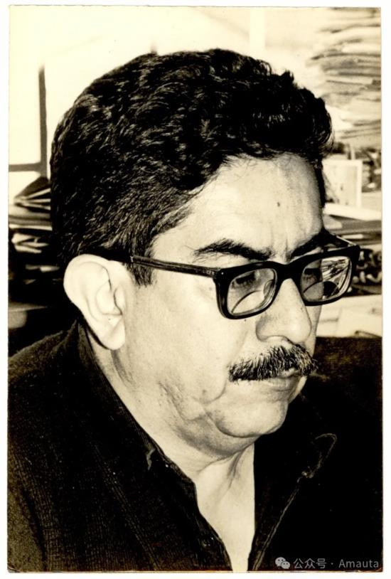 具有资深国会背景的参议员伊万·塞佩达·卡斯特罗(Iván Cepeda Castro)以超过60%得票率的压倒性优势赢得了党内初选总统候选人资格。那么,这位行将承接古斯塔沃·佩特罗(Gustavo Petro)总统未竟之改革事业,力图带领哥伦比亚左翼阵营走出2023年地方选举惨败阴霾的新领袖,何许人也?