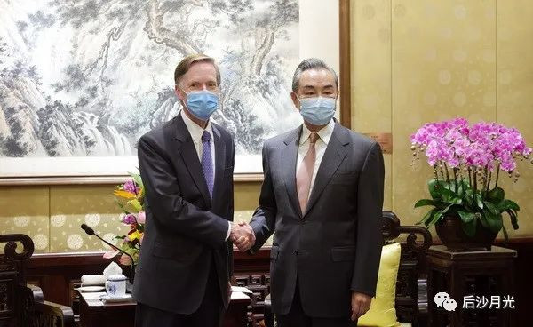 “让他们去说我们，这也不行那也不行罢！中国人民的不屈不挠的努力必将稳步地达到自己的目的！”