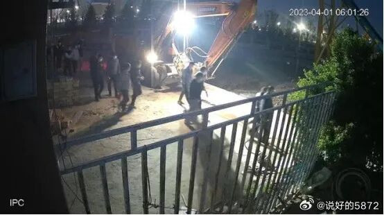特稿|张恒捅死强拆人员获无罪细节曝光