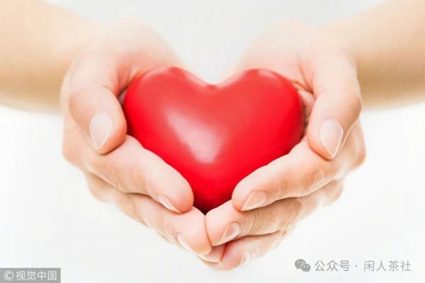 不得人心的道理，不论出自何人之口，都是遭人唾弃的歪理。这不仅是对历史的总结，更是对当下的警醒，和对未来的承诺。