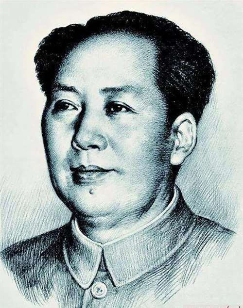 毛泽东的军事思想,其实就是一部彪炳史册、独步古今的毛泽东兵法,学懂弄通毛泽东兵法,不仅在军事领域,乃至在人类社会的诸多领域,都可以游刃有余、应对自如,战无不胜、攻无不克。