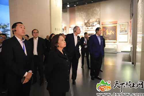 潘基文率博鳌亚洲论坛理事及嘉宾一行来韶瞻仰参观